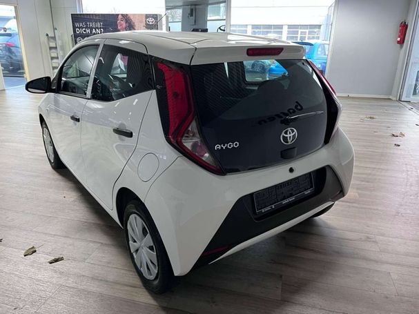 Toyota Aygo X 53 kW image number 4