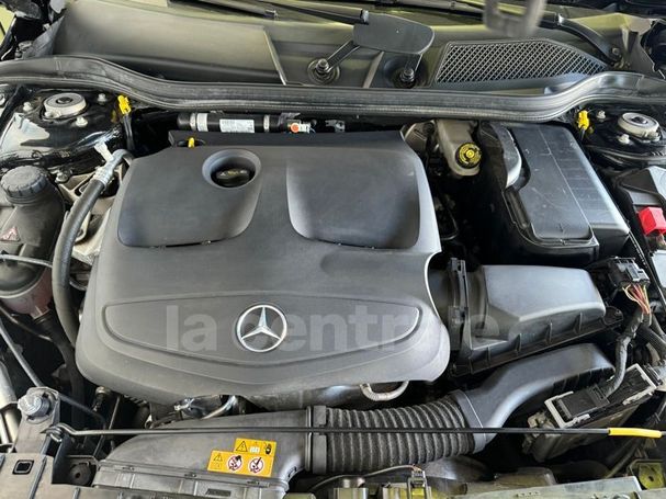 Mercedes-Benz GLA 250 7G-DCT 155 kW image number 14