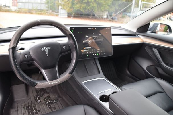 Tesla Model 3 60 Standard Range 208 kW image number 7