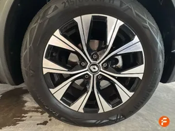 Car image 29