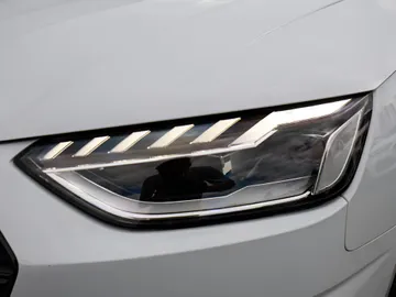 Car image 29