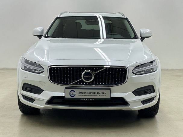 Volvo V90 Cross Country AWD B5 173 kW image number 4