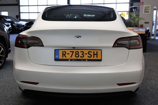 Tesla Model 3 239 kW image number 6