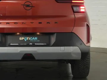 Car image 30