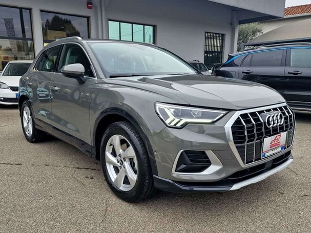 Audi Q3 35 TDI quattro S tronic Business 110 kW image number 2