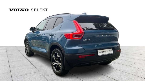 Volvo XC40 B3 Plus Dark 120 kW image number 5