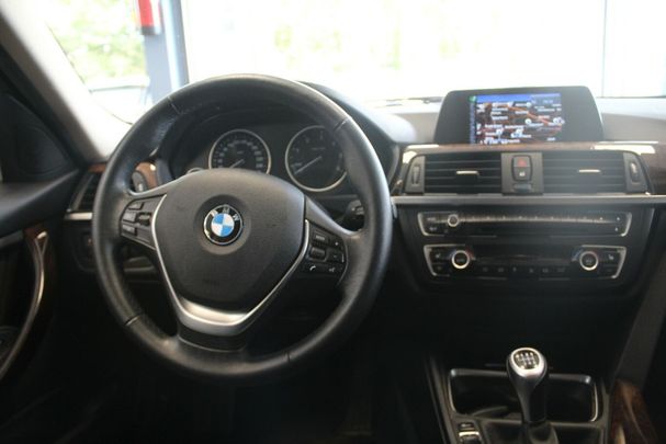 BMW 318d Modern Line 105 kW image number 14