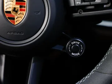 Car image 36
