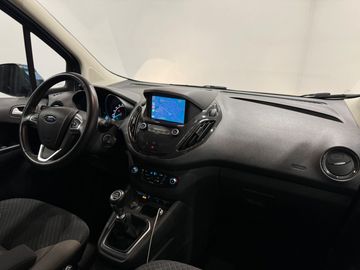 Car image 17