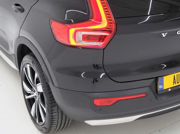 Volvo XC40 R Recharge T4 Design 155 kW image number 12