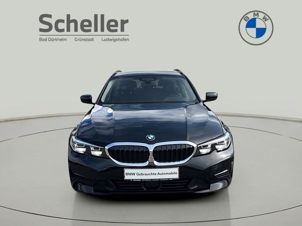 BMW 330 Touring Advantage 185 kW image number 2