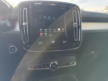 Car image 34