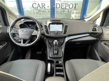 Car image 14