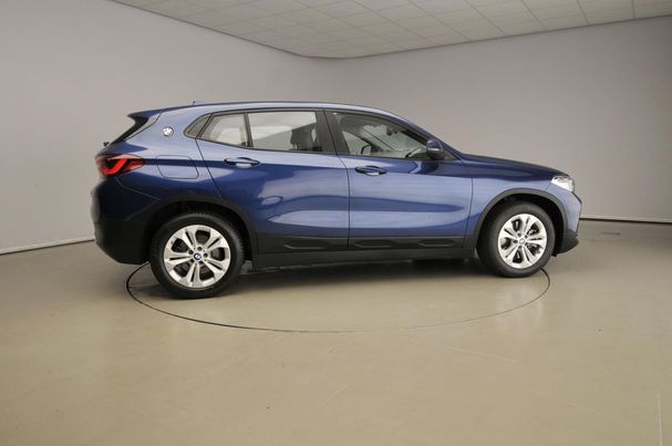 BMW X2 xDrive25e X 165 kW image number 3