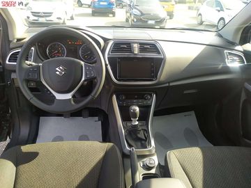 Car image 7