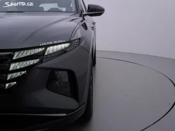 Car image 33