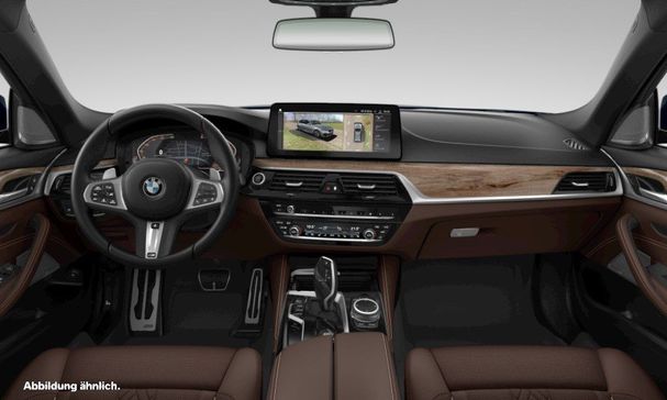 BMW 530d Touring xDrive 210 kW image number 3