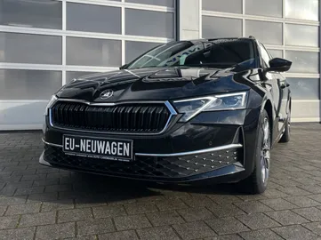 Car image 48