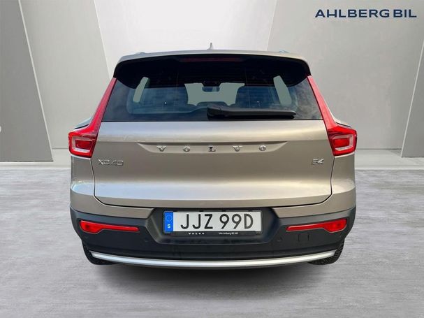 Volvo XC40 B4 Core 147 kW image number 7