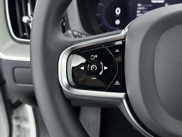 Volvo XC60 T8 335 kW image number 26