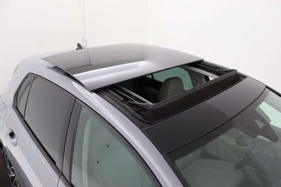 Car image 38