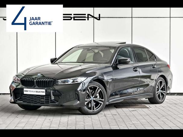 BMW 320e M Sport 150 kW image number 1