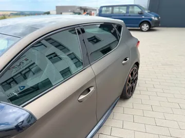 Car image 46
