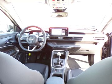 Car image 12