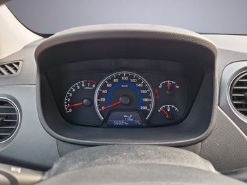 Car image 30