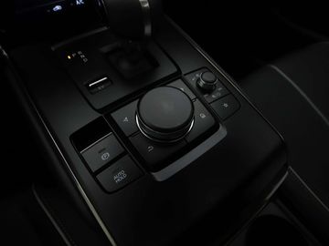 Car image 38