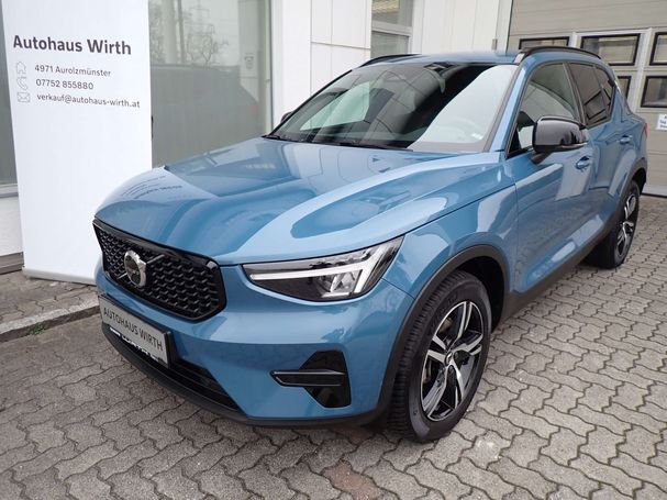 Volvo XC40 B3 Plus Dark 120 kW image number 1