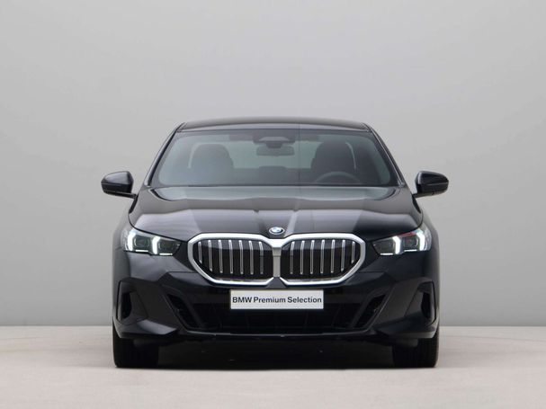 BMW 520i 140 kW image number 6