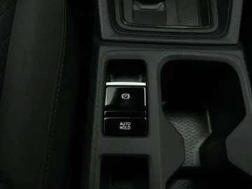 Car image 40