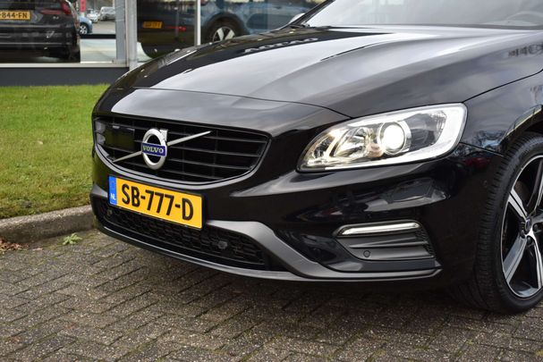 Volvo V60 T4 140 kW image number 1