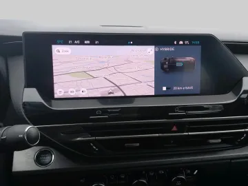 Car image 24