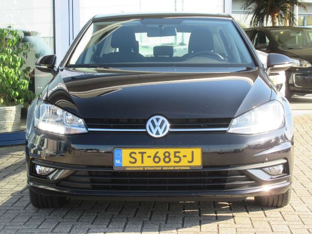 Volkswagen Golf 1.0 TSI 63 kW image number 2