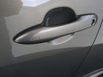 Car image 39