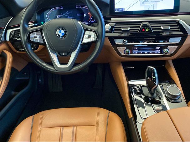 BMW 520i 135 kW image number 13