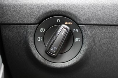 Car image 31