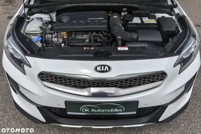 Car image 40