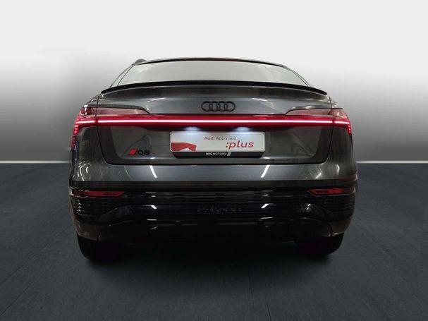 Audi Q8 55 quattro e-tron S-line Sportback 300 kW image number 3