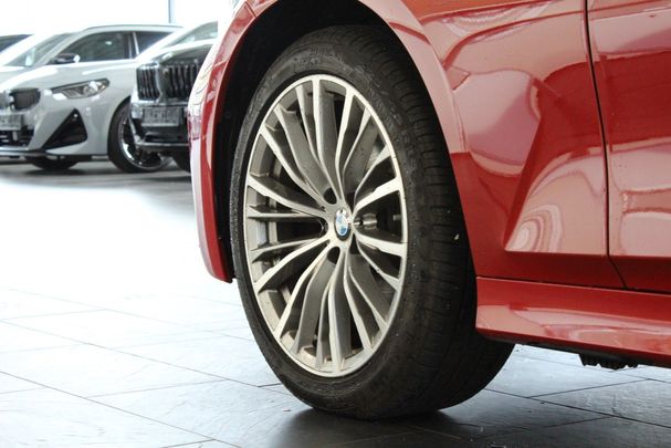 BMW 320d Touring Sport Line 140 kW image number 13