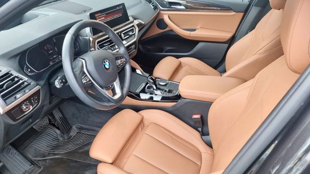 BMW X4 xDrive30i xLine 185 kW image number 10