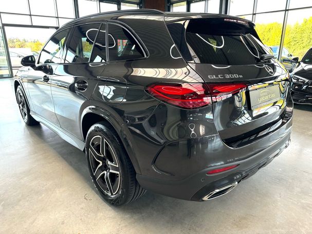 Mercedes-Benz GLC 300 e AMG 230 kW image number 4