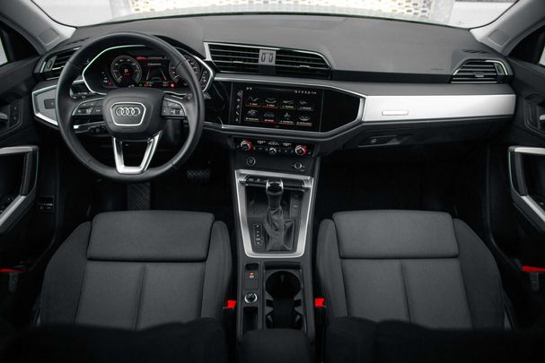 Audi Q3 45 TFSIe S-line 180 kW image number 8