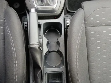 Car image 29