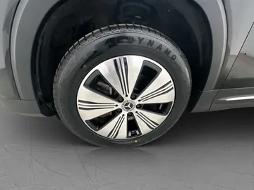 Car image 35