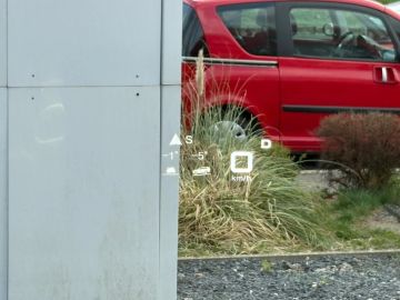 Car image 30