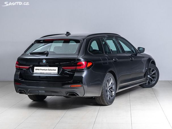 BMW 520d Touring xDrive 140 kW image number 2