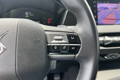 Car image 31